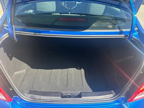 Used 2019 Chevrolet Sonic LT w/ Convenience Package FWD image 40