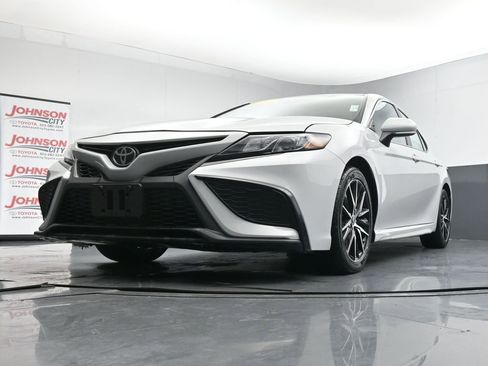 Used 2023 Toyota Camry SE image 35