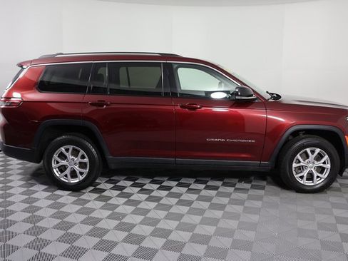Used 2021 Jeep Grand Cherokee L Limited image 9