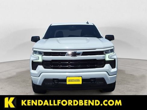 Used 2023 Chevrolet Silverado 1500 RST AWD/4WD image 2