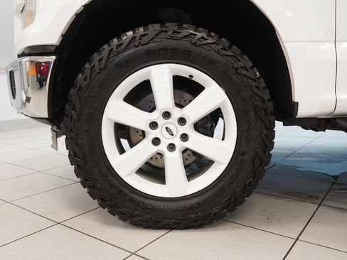 Used 2015 Ford F150 XLT w/ Equipment Group 302A Luxury AWD/4WD image 15