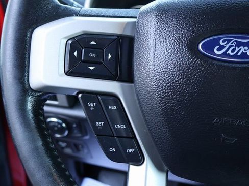 Used 2018 Ford F150 Lariat image 38