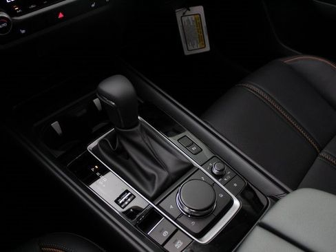 Used 2025 MAZDA CX-50 AWD 2.5 Hybrid w/ Weather Package image 15