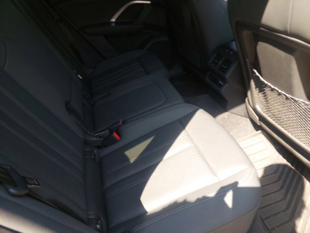 Used 2025 Audi Q5 Prestige AWD/4WD image 29