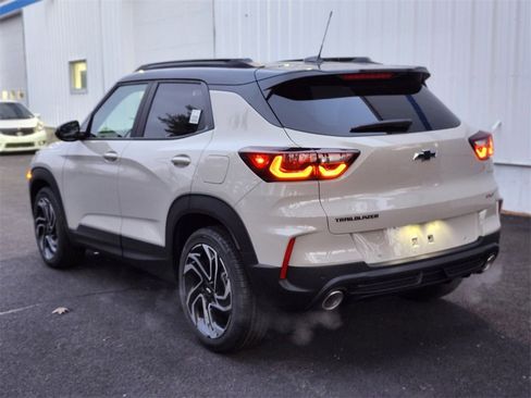 New 2026 Chevrolet TrailBlazer RS w/ Convenience Package image 3