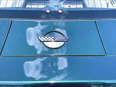 Used 1994 Chevrolet Corvette Coupe RWD image 19