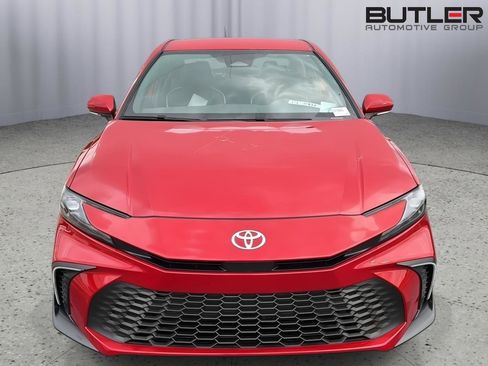 New 2026 Toyota Camry SE FWD image 9