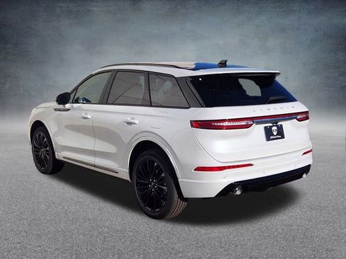 New 2026 Lincoln Corsair Reserve w/ Jet Appearance Package image 5