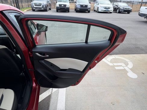 Used 2014 MAZDA MAZDA3 s Grand Touring FWD image 15