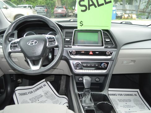 Used 2018 Hyundai Sonata ECO FWD image 17