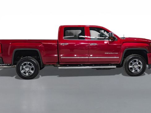 Used 2018 GMC Sierra 3500 Denali w/ Duramax Plus Package image 5