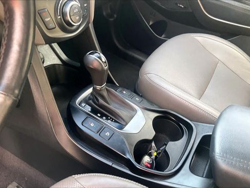 Used 2017 Hyundai Santa Fe Limited FWD image 14