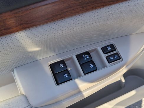 Used 2013 Subaru Outback 3.6R Limited w/ Popular Pkg 3 image 28