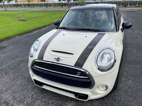 Used 2015 MINI Cooper S image 16