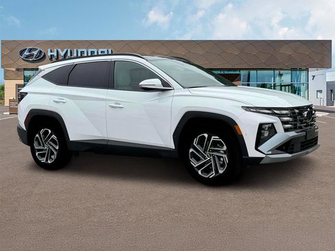 New 2025 Hyundai Tucson Limited image 10