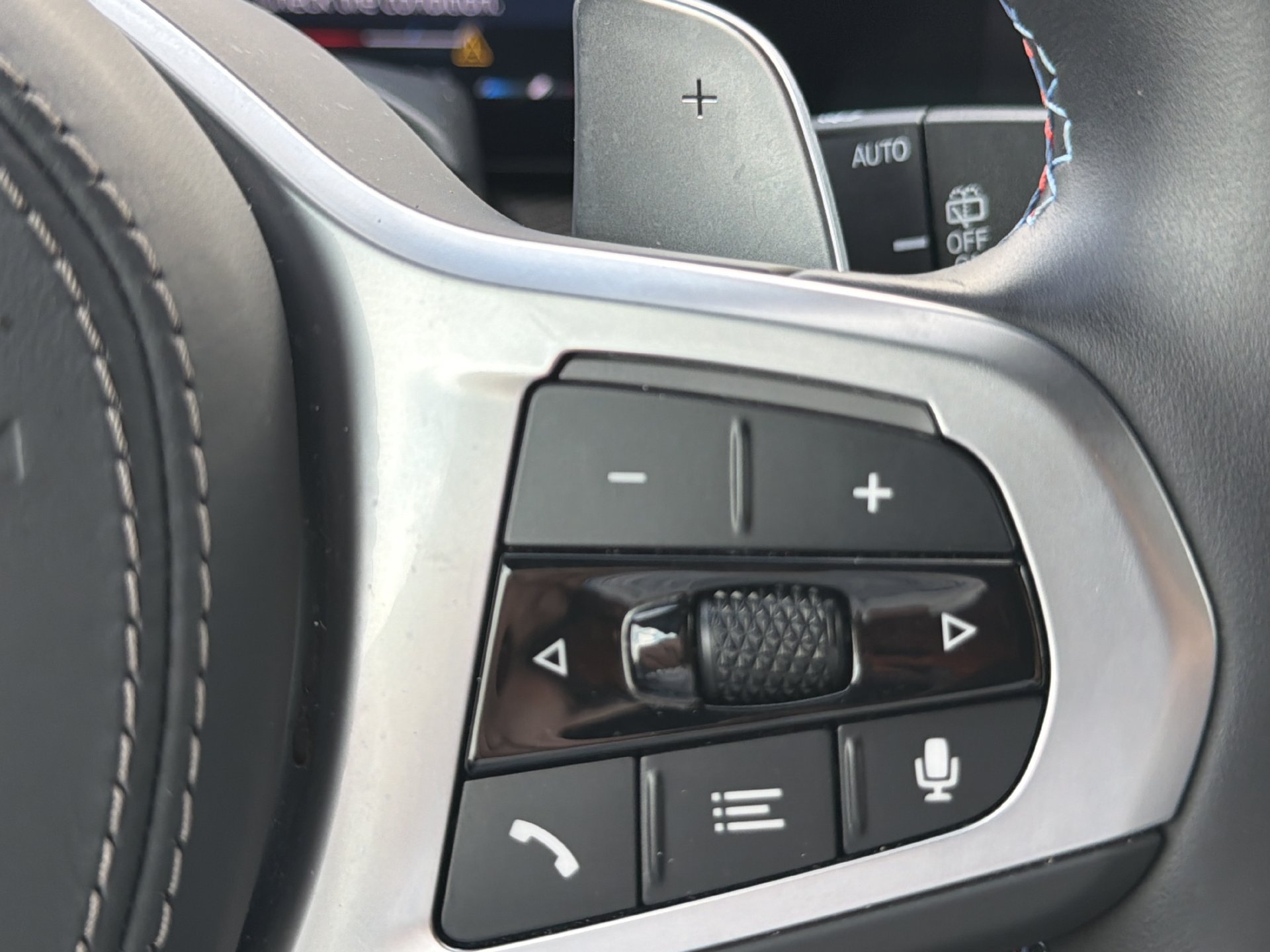 Certified 2026 BMW X7 M60i AWD/4WD image 34