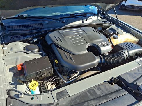 Used 2018 Dodge Challenger SXT w/ Sound Group image 27