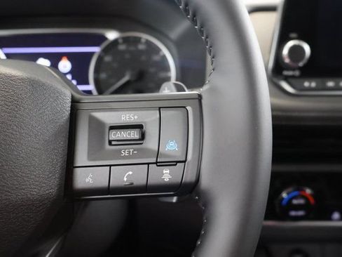 New 2026 Nissan Rogue SV w/ Cold Weather Package AWD/4WD image 18