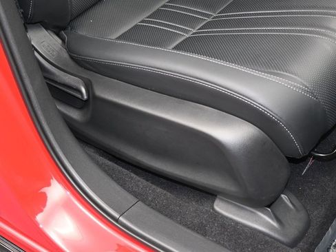 Used 2023 Honda HR-V EX-L image 46