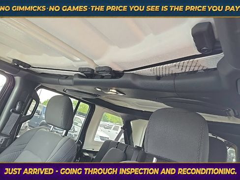 Used 2023 Jeep Wrangler Unlimited AWD/4WD image 16