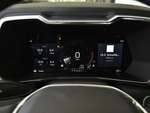 New 2025 GMC Canyon Elevation image 37