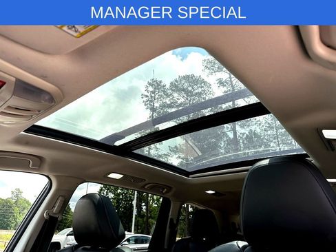 Used 2023 Subaru Ascent Touring AWD/4WD image 23