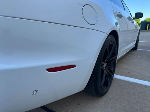 Used 2017 Jaguar XJ L Portfolio image 10