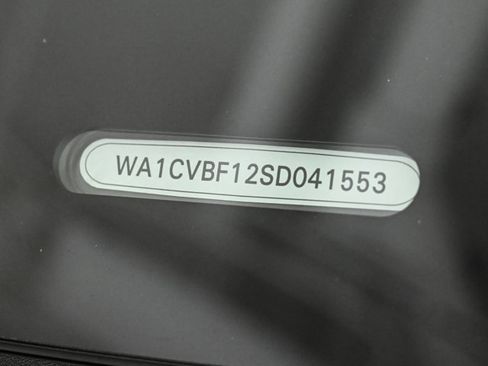 Used 2025 Audi Q8 Prestige w/ Prestige Package image 26