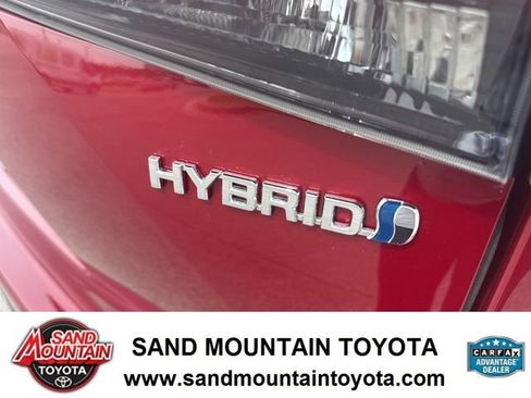 Used 2023 Toyota Highlander XLE FWD image 9
