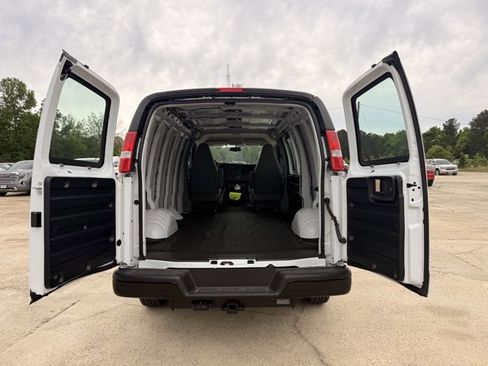 New 2025 Chevrolet Express 2500 w/ Driver Convenience Package RWD image 9