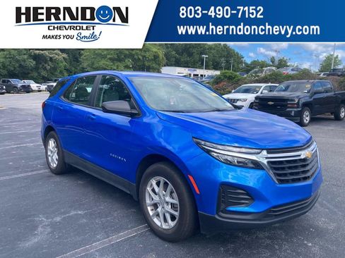 Used 2024 Chevrolet Equinox LS FWD image 1
