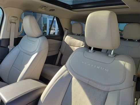 Used 2021 Ford Explorer Platinum w/ Equipment Group 601A image 26