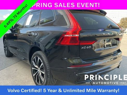 Certified 2024 Volvo XC60 B5 Plus AWD/4WD image 12