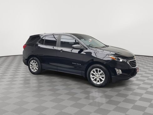 Used 2020 Chevrolet Equinox LS w/ LS Convenience Package AWD/4WD image 37