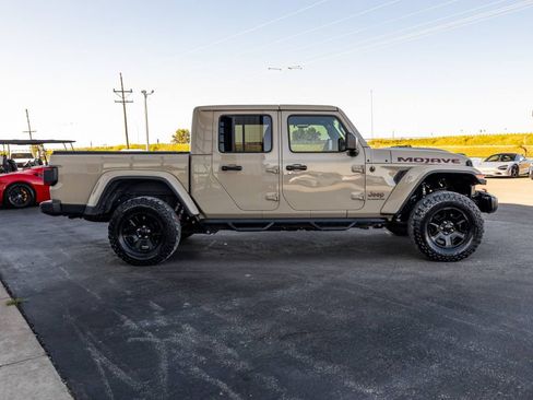 Used 2020 Jeep Gladiator Mojave w/ LED Lighting Group AWD/4WD image 4