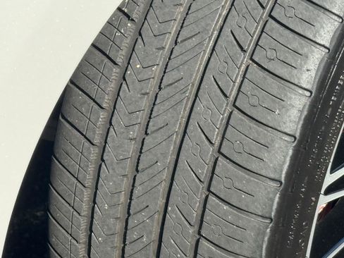 Used 2022 Kia Stinger GT2 w/ Red Interior Color Package image 14