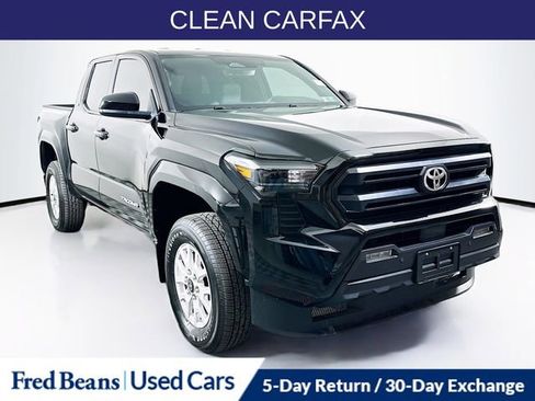 Used 2024 Toyota Tacoma SR5 image 1