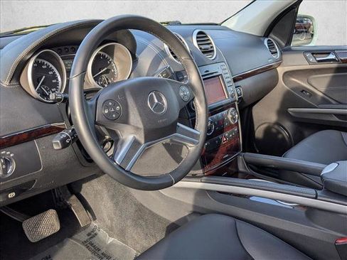 Used 2010 Mercedes-Benz GL 450 4MATIC image 10