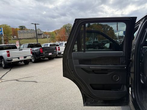 Used 2018 Ford Expedition Limited w/ Equipment Group 302A image 26