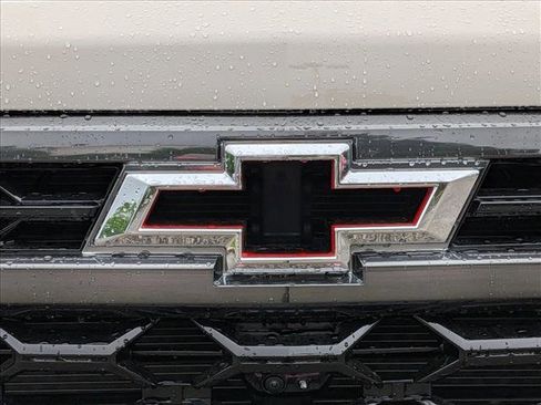 New 2026 Chevrolet Silverado 1500 ZR2 AWD/4WD image 17