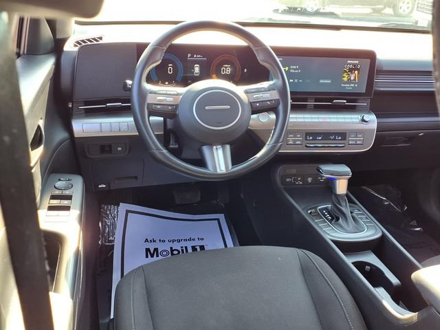 Used 2025 Hyundai Kona SEL FWD image 18