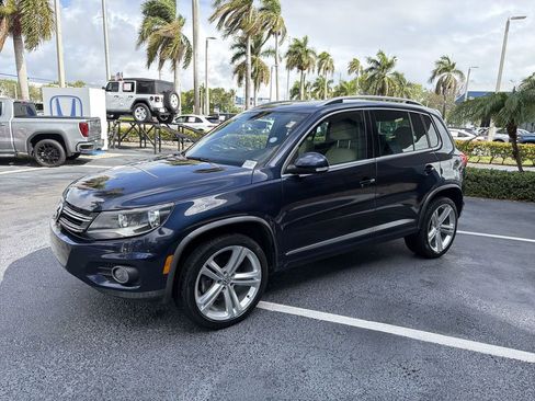 Used 2016 Volkswagen Tiguan R-Line image 4