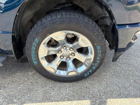 Used 2020 RAM 1500 Big Horn AWD/4WD image 23