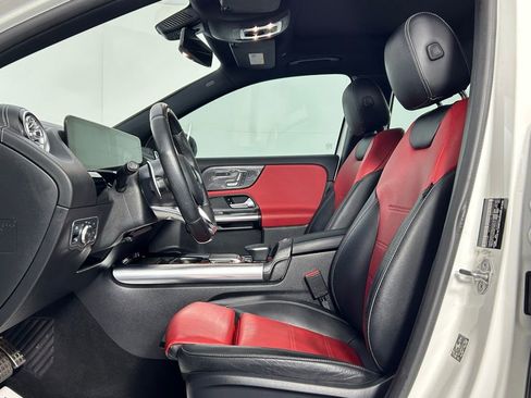 Used 2021 Mercedes-Benz GLA 35 AMG 4MATIC w/ Premium Package image 30