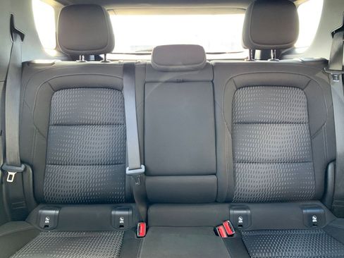 Used 2025 Chevrolet Equinox LT image 37