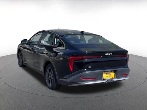 Used 2025 Kia K4 FWD image 11