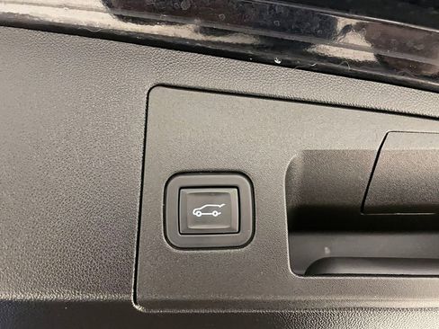 Used 2023 Cadillac XT5 Premium Luxury AWD/4WD image 13