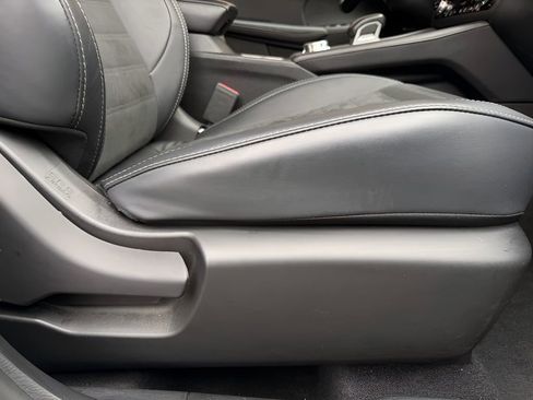 Used 2024 Mitsubishi Outlander SE image 34