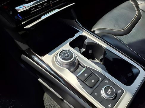 Used 2022 Ford Explorer ST w/ Equipment Group 401A image 21