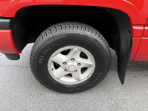 Used 1997 Dodge Ram 1500 Truck 2WD Club Cab image 61